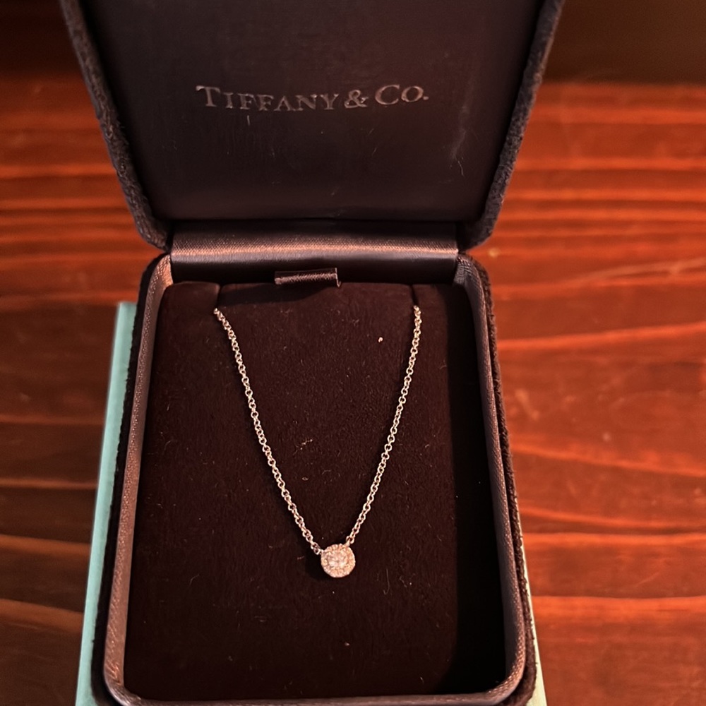 Tiffany’s Soleste Diamond Pendant .12 carats 16” platinum chain AUTHENTIC!!!